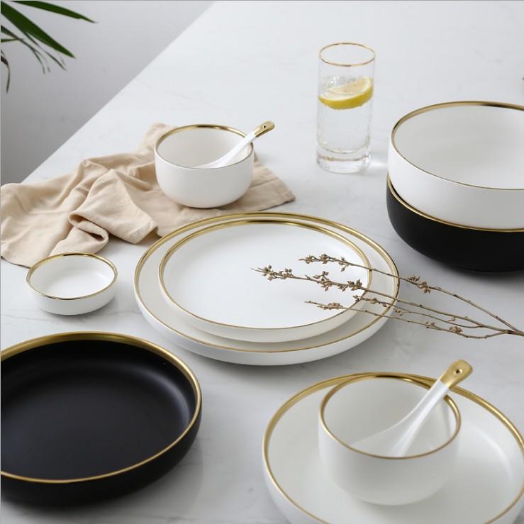 http://www.teaandlinen.com/cdn/shop/products/metallic-rim-white-dinnerware-set-20-pieces-192170.jpg?v=1677704145