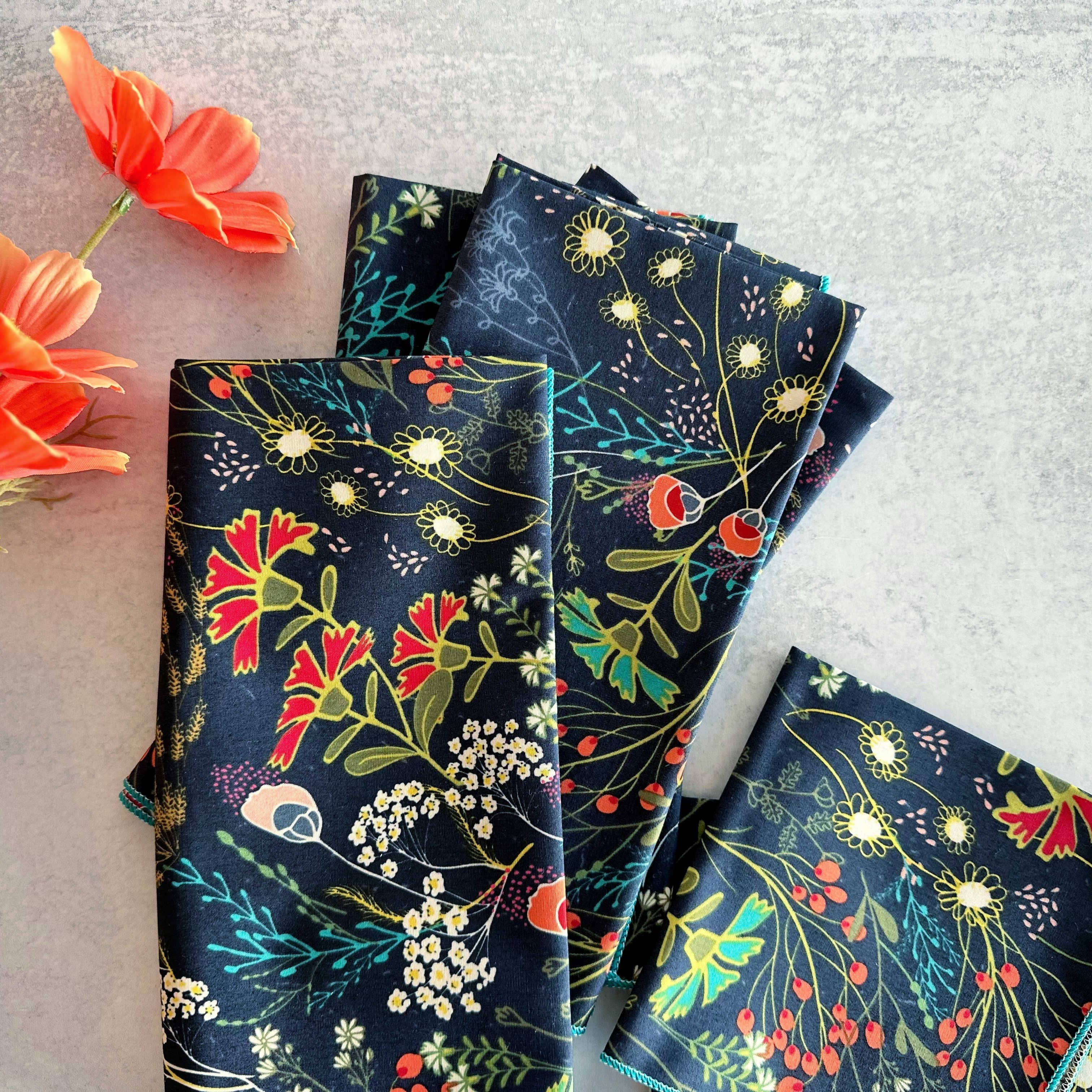 Floral Cotton Napkin Set of 4 — Navy with Coral