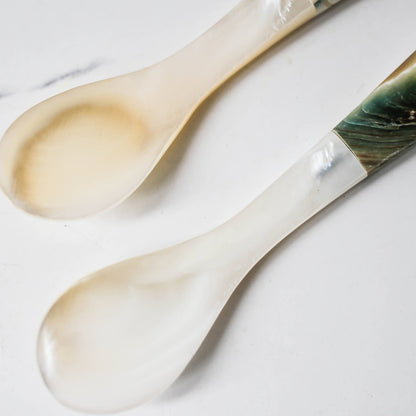 Gre Mother of Pearl Seashell Spoon