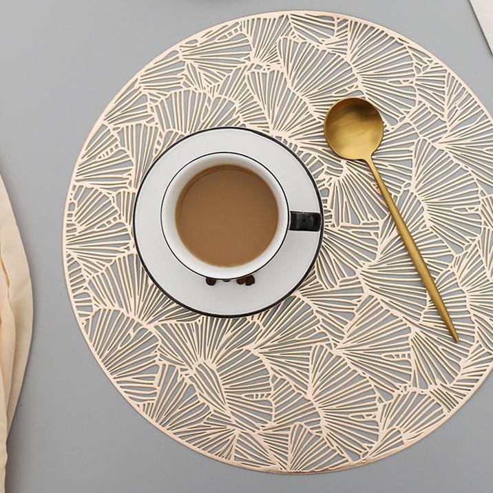 Garden Vinyl Placemat - Set of 4 - Tea + Linen