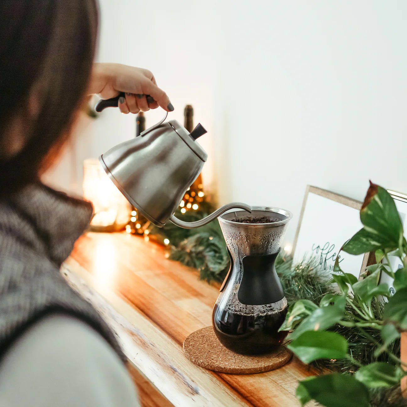 Grosche Gooseneck Pour Over Kettle - 1L - Tea + Linen