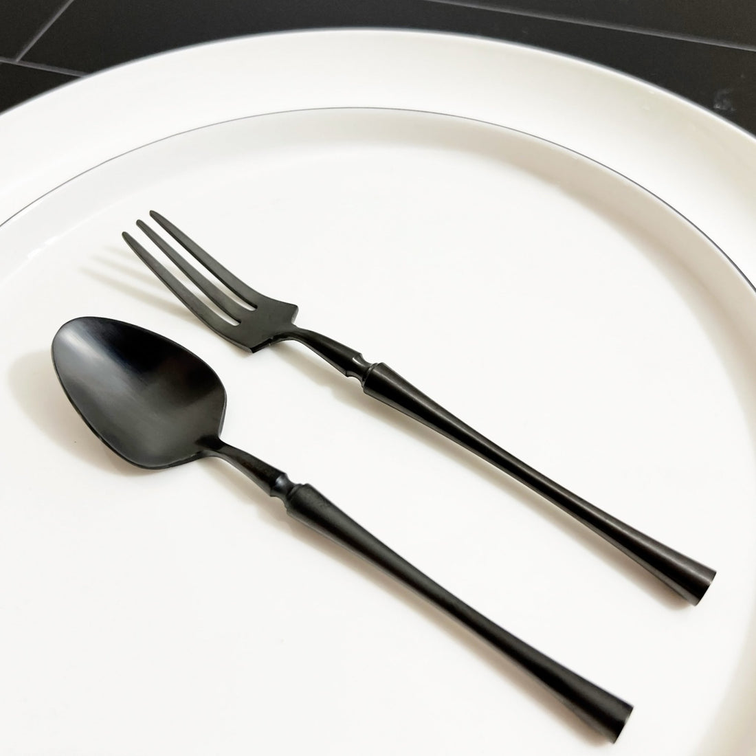 Laurel Dessert Flatware - Matte Black - Tea + Linen