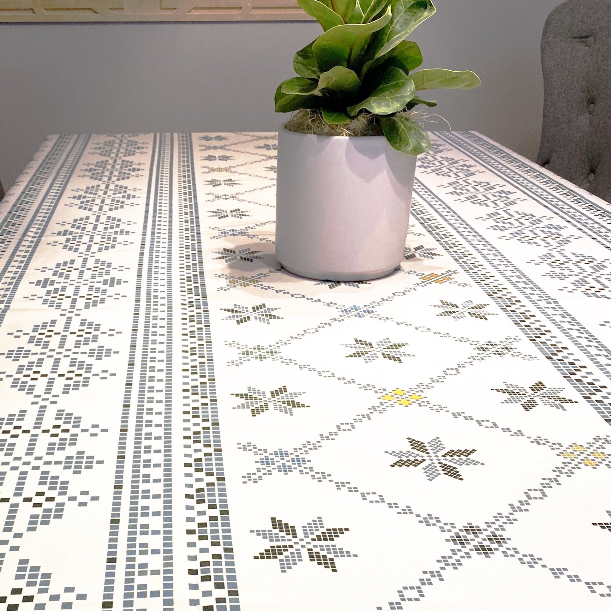 Zeena tablecloth - Tea + Linen